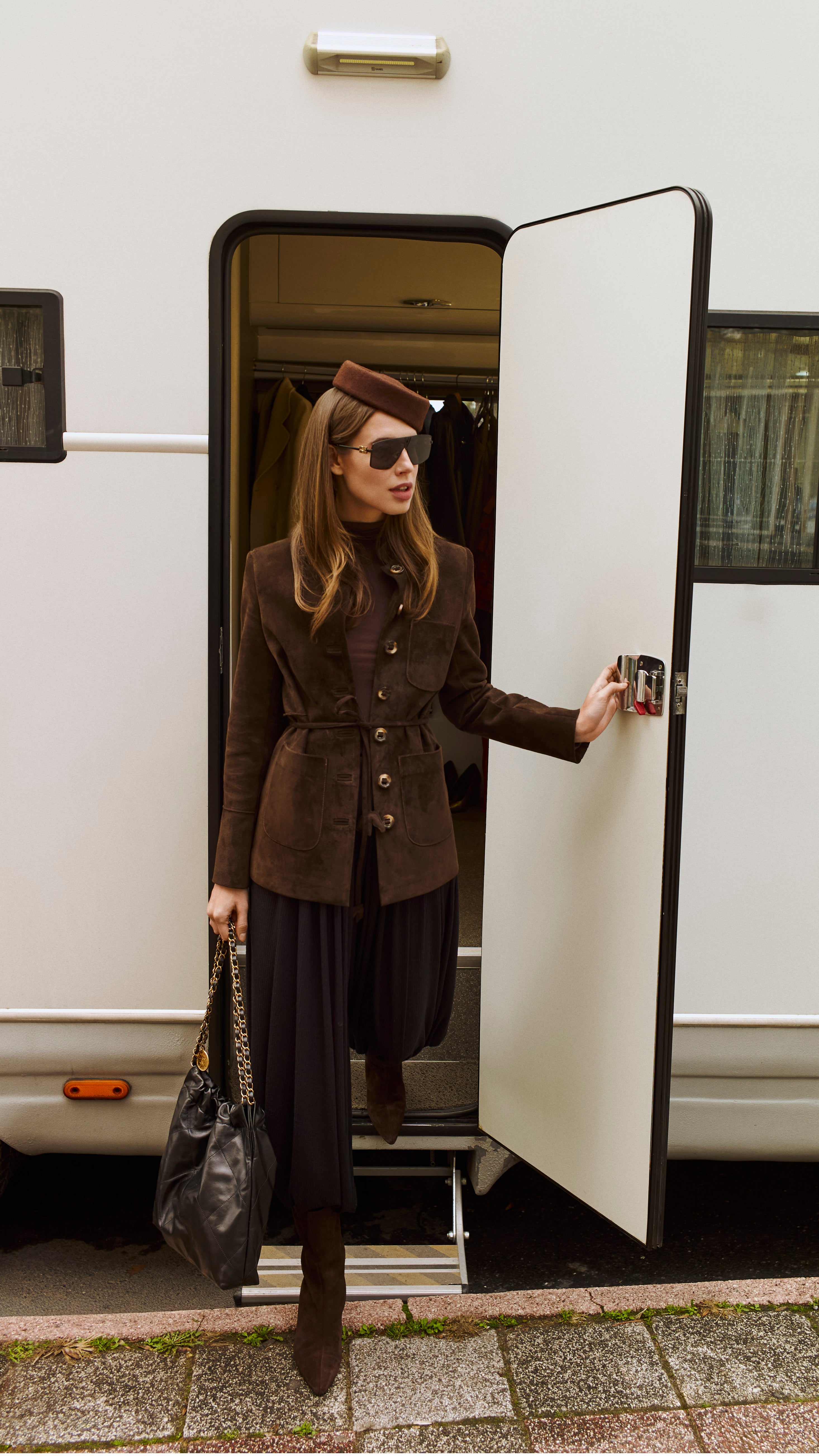 Winter Look 507 (Studio one)